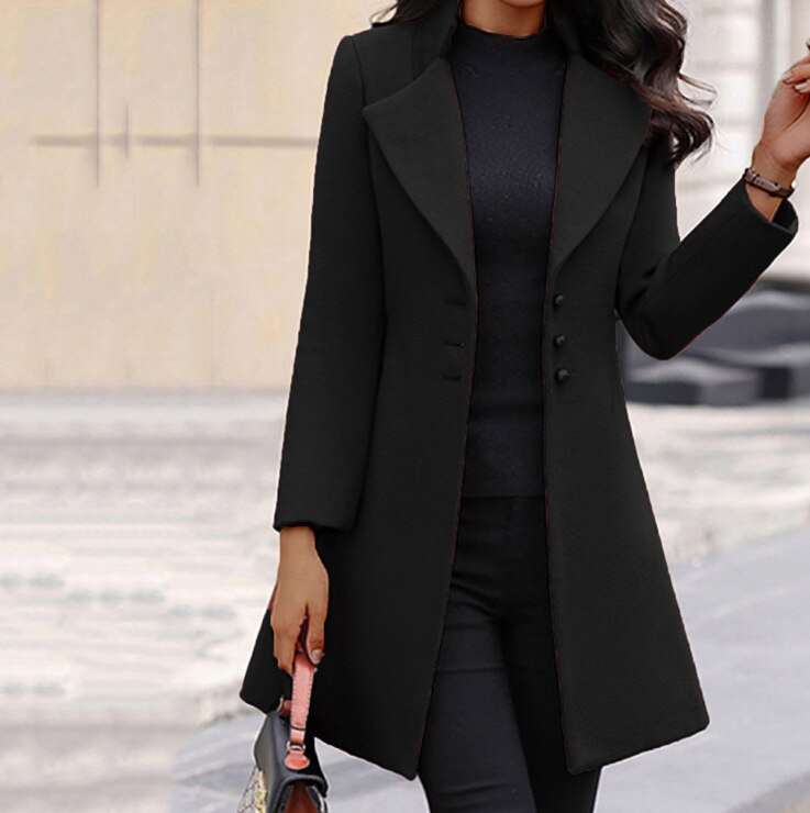 Gail | Sleek Buttoned Coat