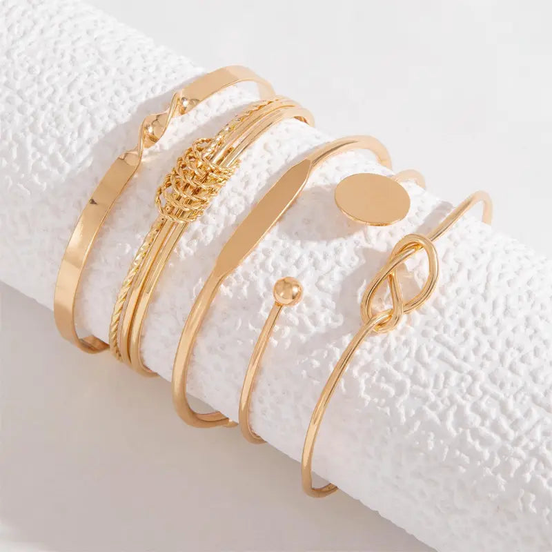 Knotted | Gold Elegant Bracelets Set