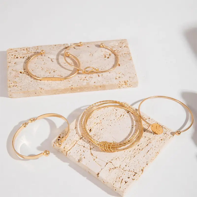 Knotted | Gold Elegant Bracelets Set