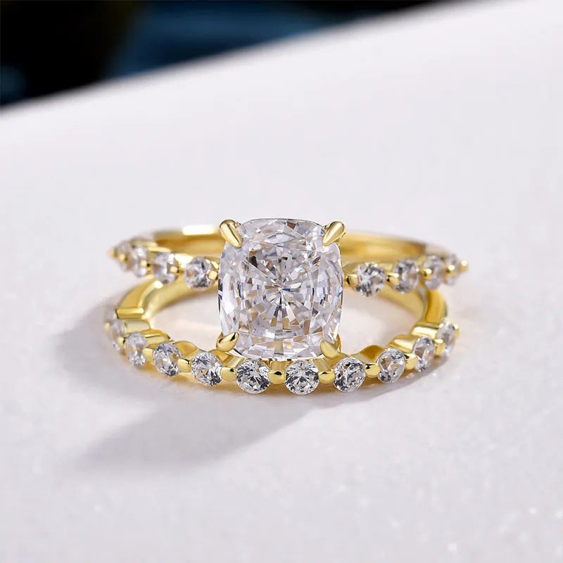 Bridal Cushion 2PC Ring Set | Gold