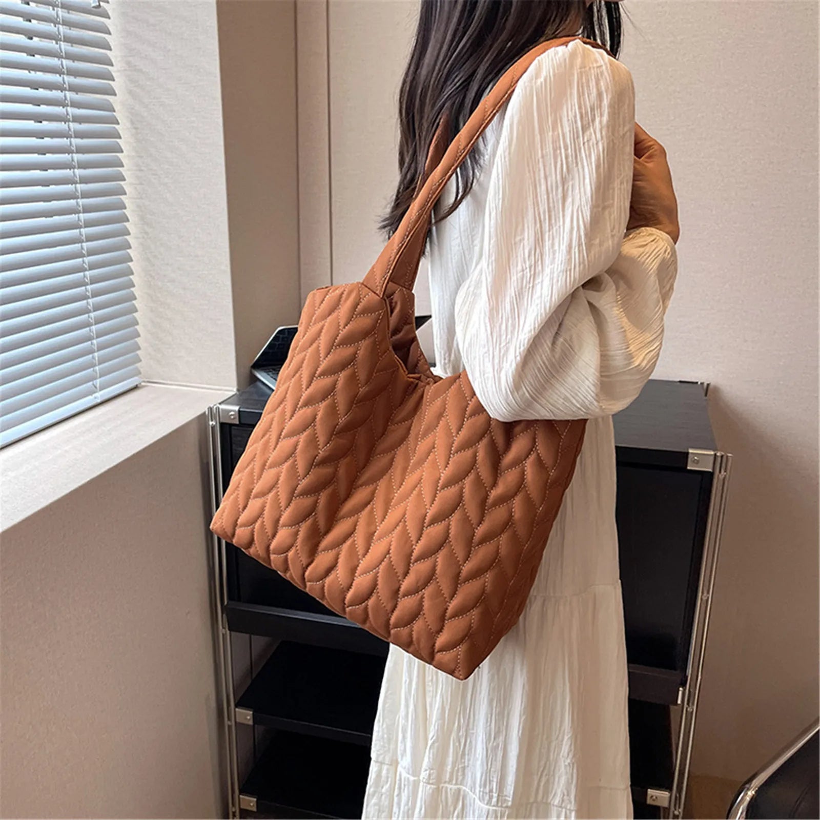 VERA™ / STYLISH SHOULDER BAG