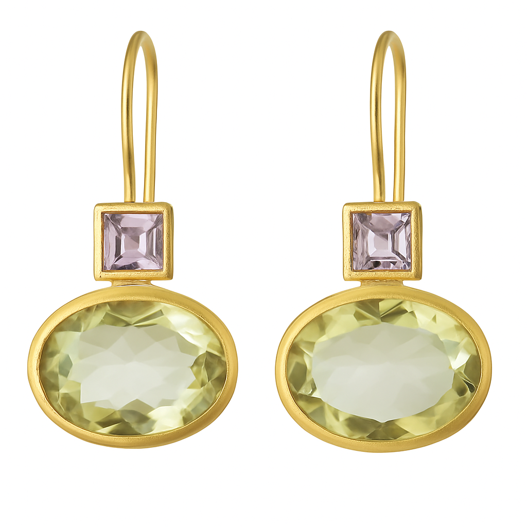 Vintage™ | Gold Earrings with Green Crystal